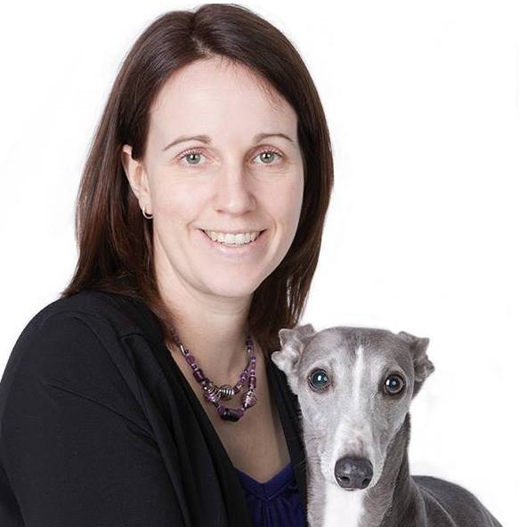Kathleen Desrosiers et un whippet